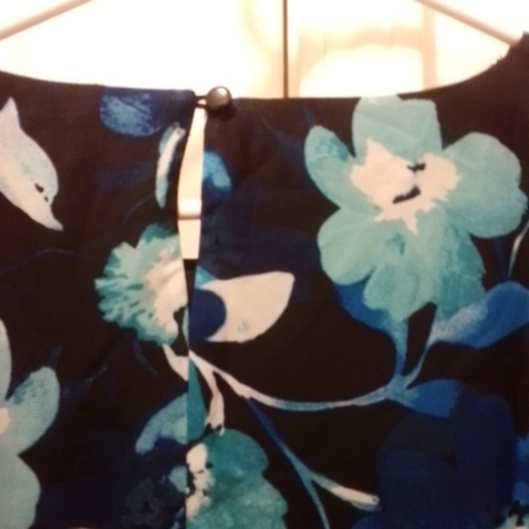 Kasper Floral Chiffon Blouse - Blue and Black - Picture 6 of 7